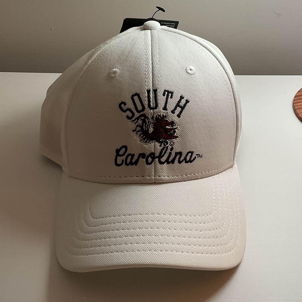 South Carolina White Baseball Cap Under Armour - NWT